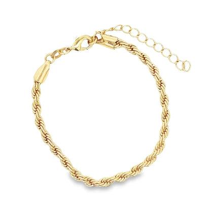 Close-up of 4mm rope chain bracelet in 18K gold plating with adjustable clasp, ideal for men and women seeking luxury jewelry.